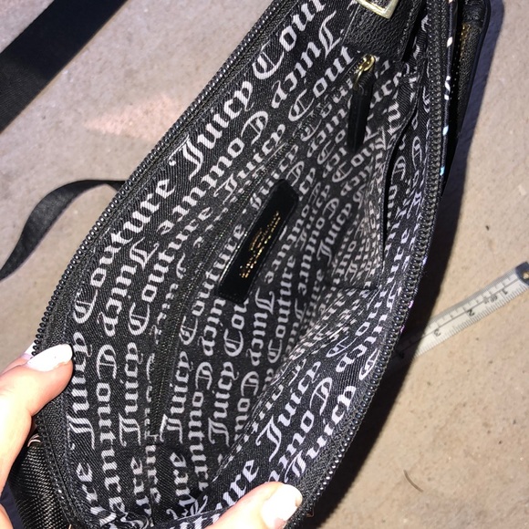 Juicy Couture Crossbody Bag - Picture 5 of 9